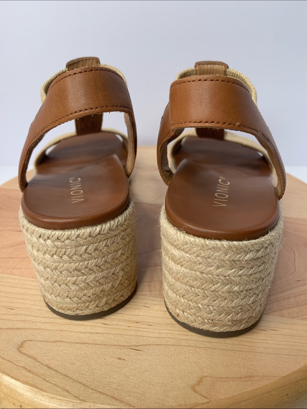 Vionic Calera Women’s Size 8 Wedge Slingback Slip On Sandals New - Picture 3 of 15